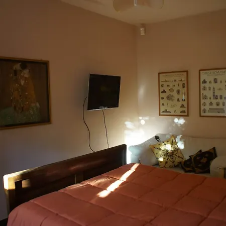 Bed & Breakfast L'euforbia 2*