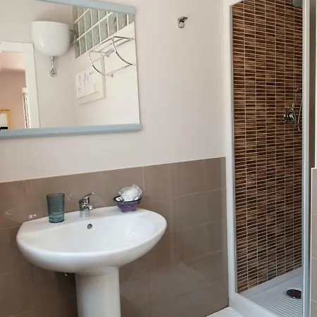 Bed & Breakfast L'euforbia 2*