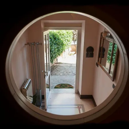 Bed & Breakfast L'euforbia 2*